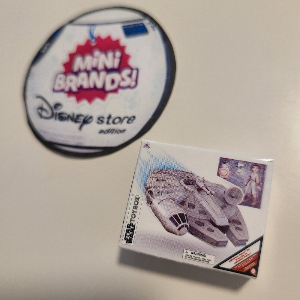 Zuru DISNEY Mini Brand Collectors Toy: Star Wars Toybox Millennium Falcon